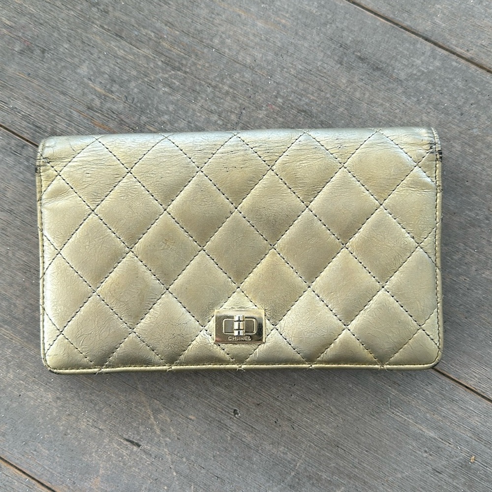 Chanel wallet gold bi-fold